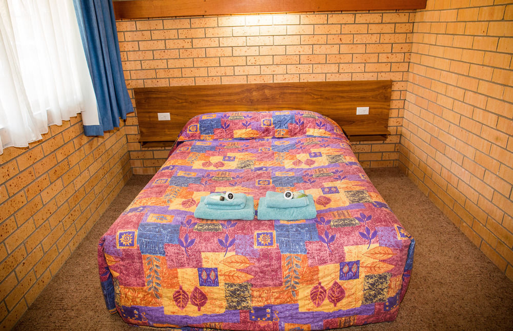 Tumut Valley Motel Pet Friendly Εξωτερικό φωτογραφία